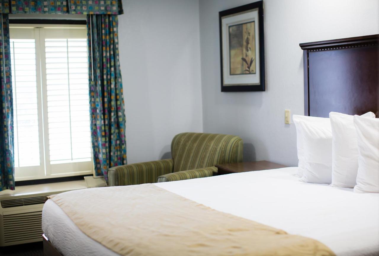 Baymont By Wyndham Fort Walton Beach Мери Естер Екстериор снимка