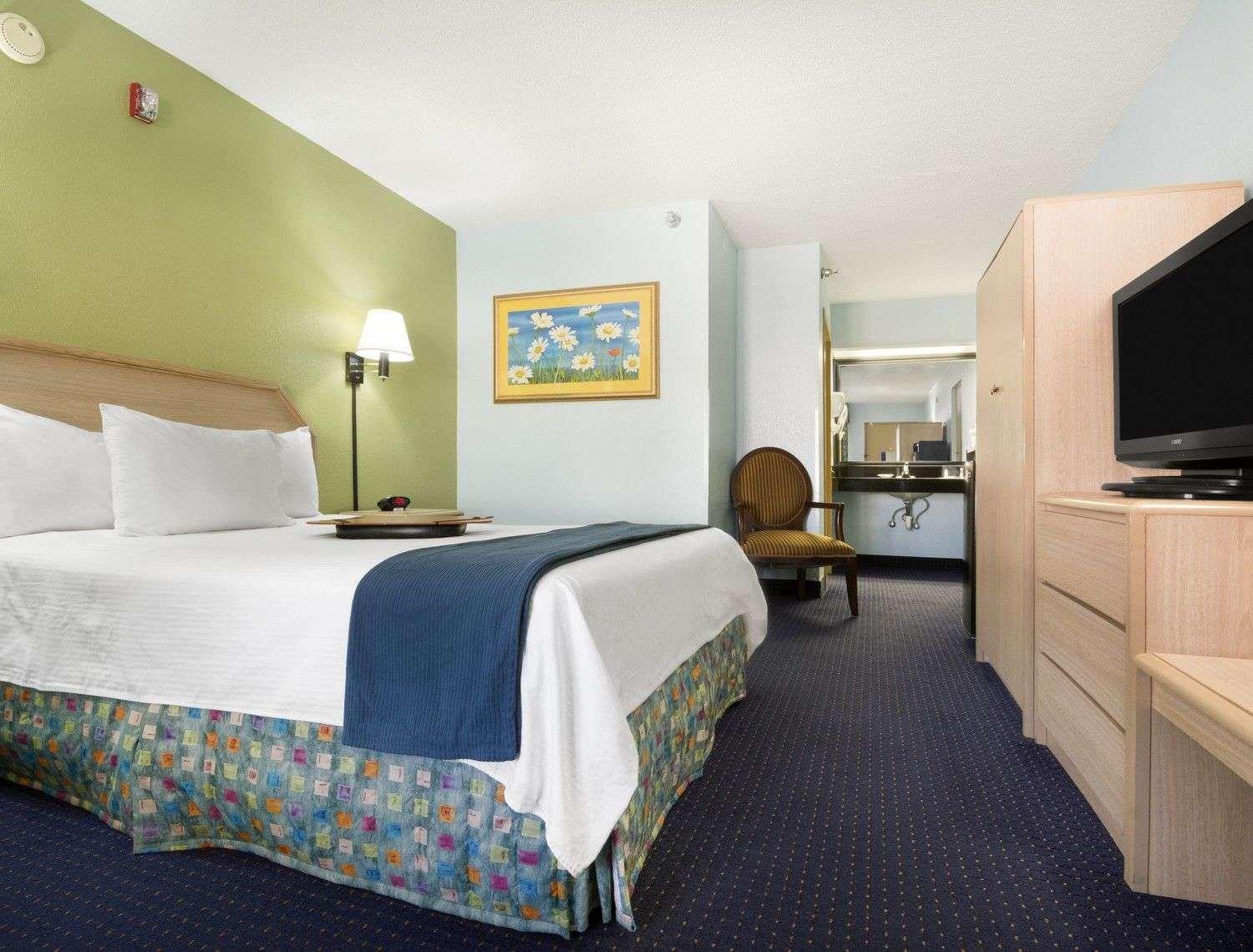 Baymont By Wyndham Fort Walton Beach Мери Естер Екстериор снимка