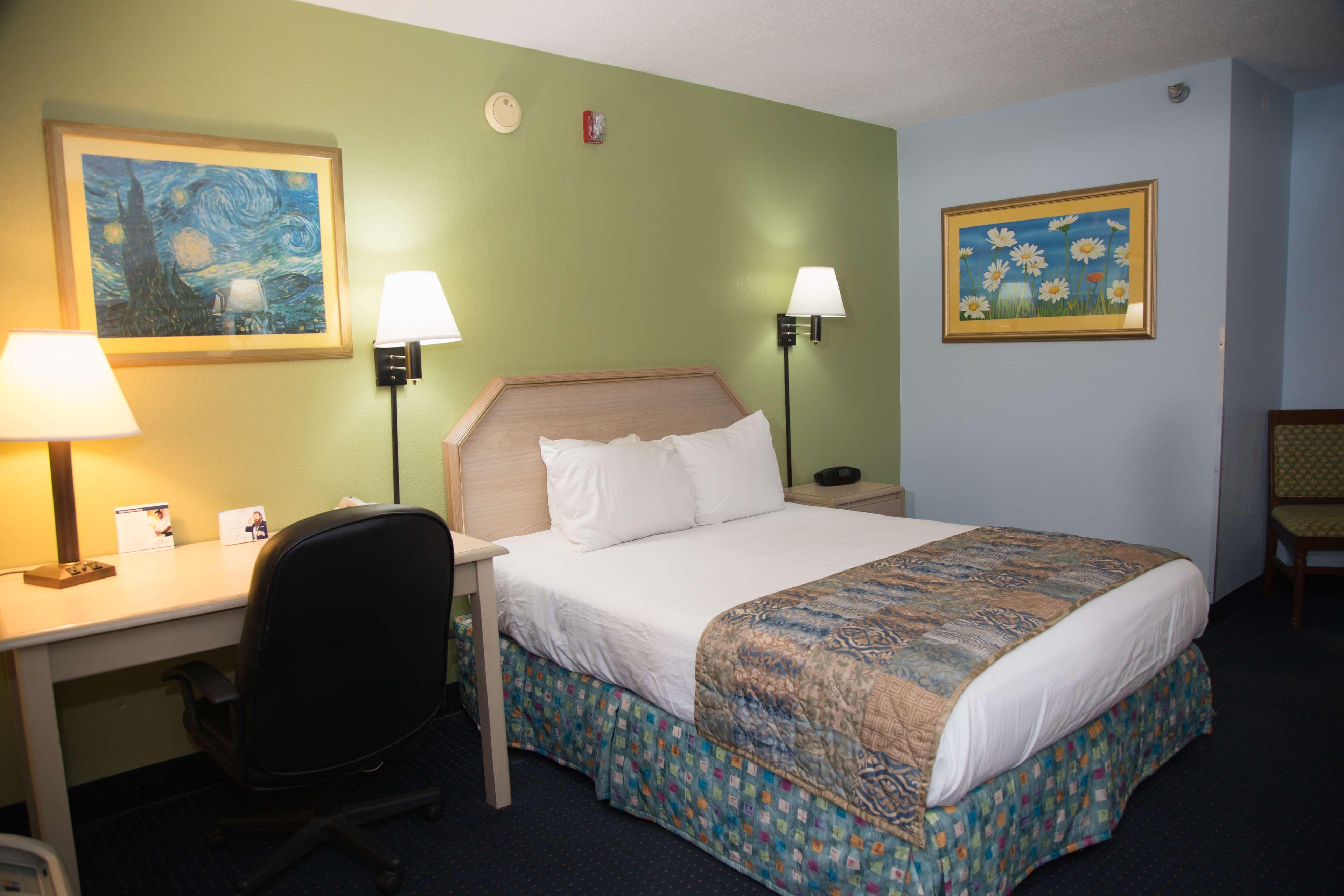 Baymont By Wyndham Fort Walton Beach Мери Естер Екстериор снимка