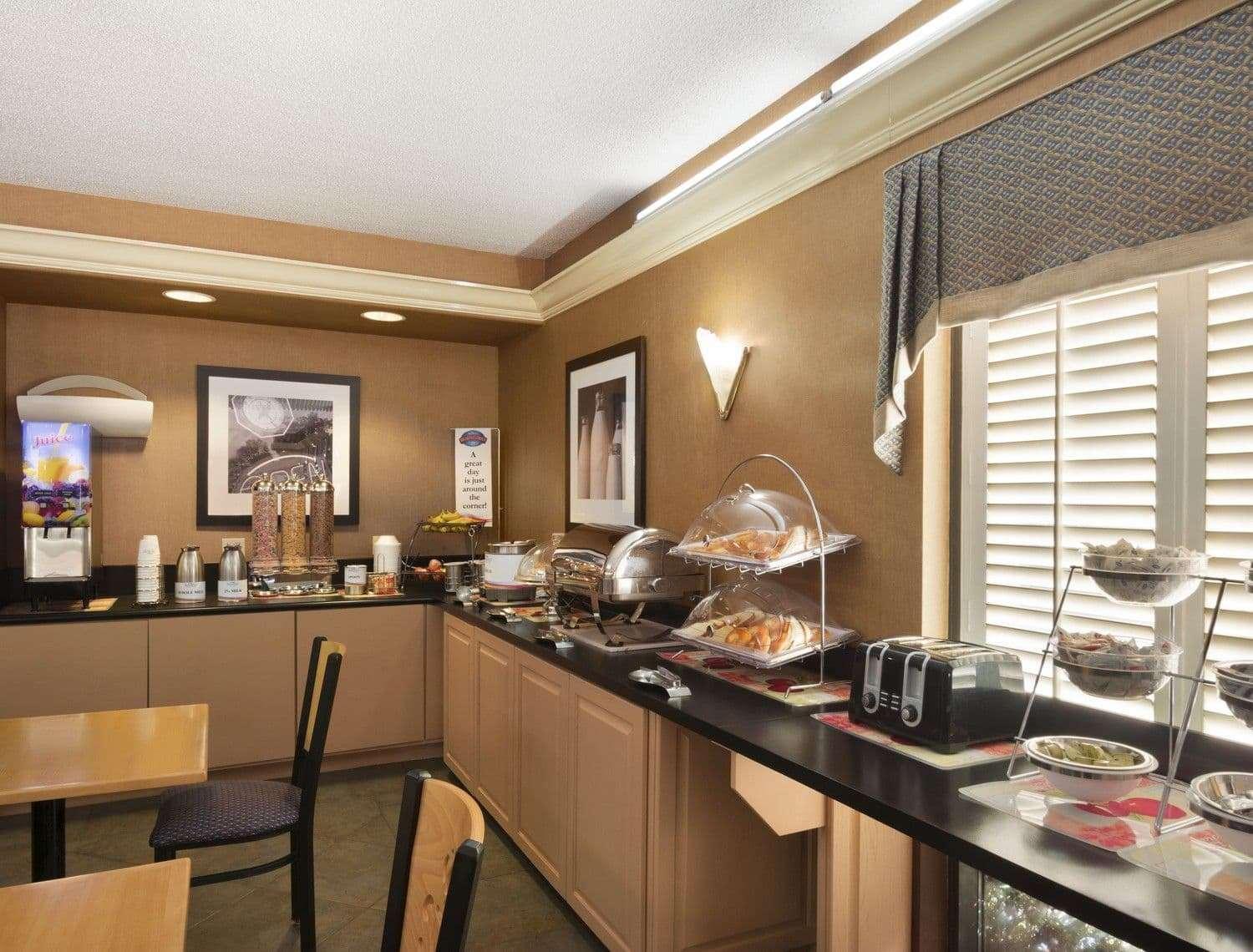 Baymont By Wyndham Fort Walton Beach Мери Естер Екстериор снимка