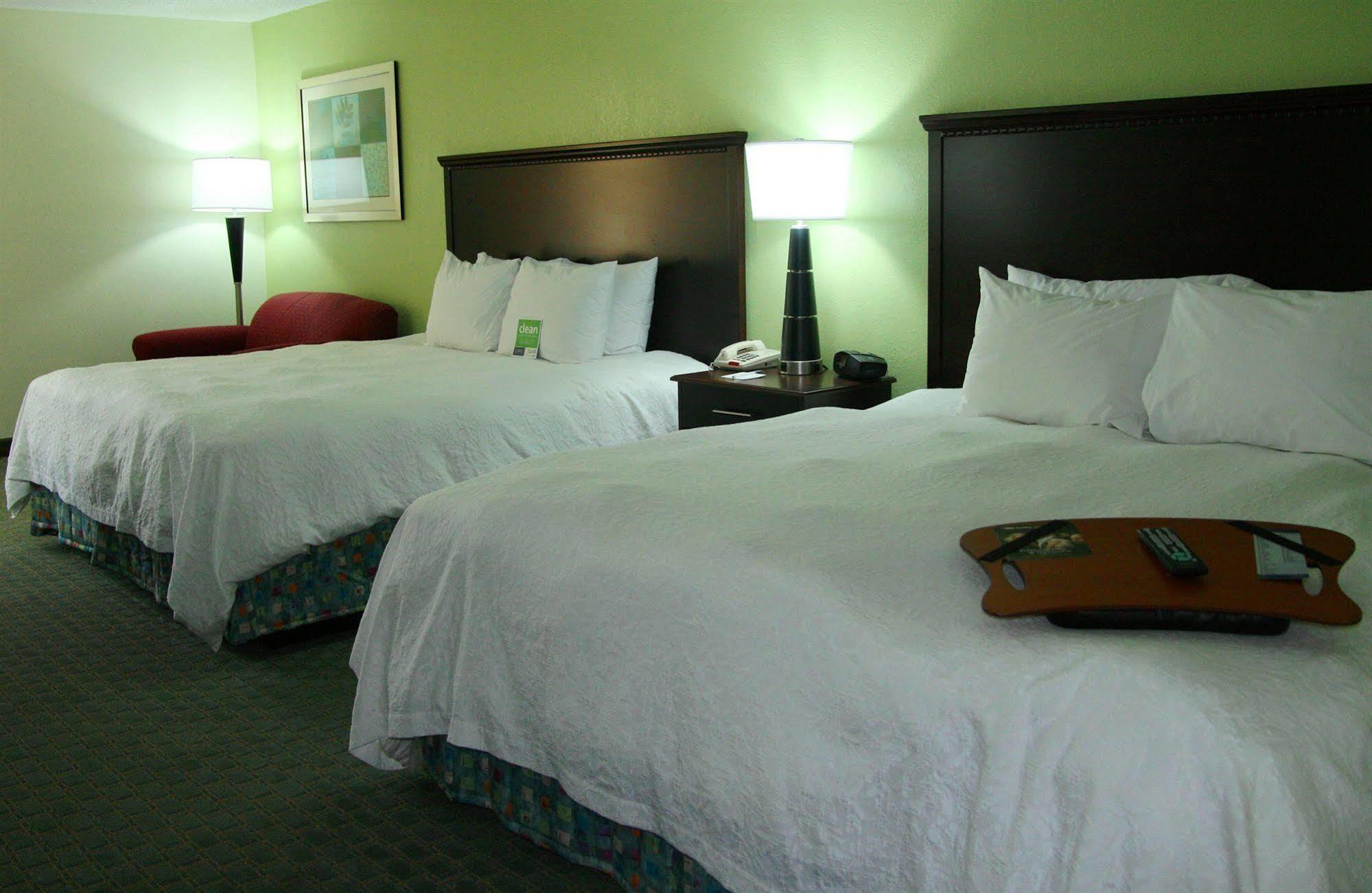 Baymont By Wyndham Fort Walton Beach Мери Естер Стая снимка