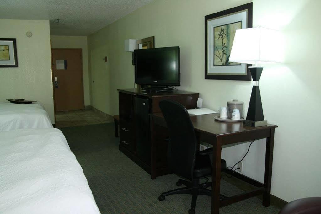 Baymont By Wyndham Fort Walton Beach Мери Естер Стая снимка